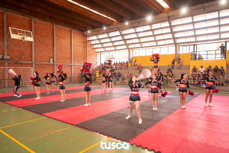 OLHARR-TUSCA-CHEERS-188-OLHARR_TUSCA_CHEER_209__JPP1662-Aprimorado-NR.jpg
